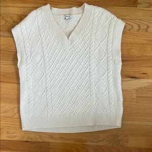 Madewell Cream V-Neck Sweater with Classic Cable Knit